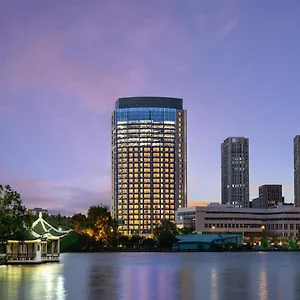 Hotel Hualuxe Changfeng Park, Shanghai